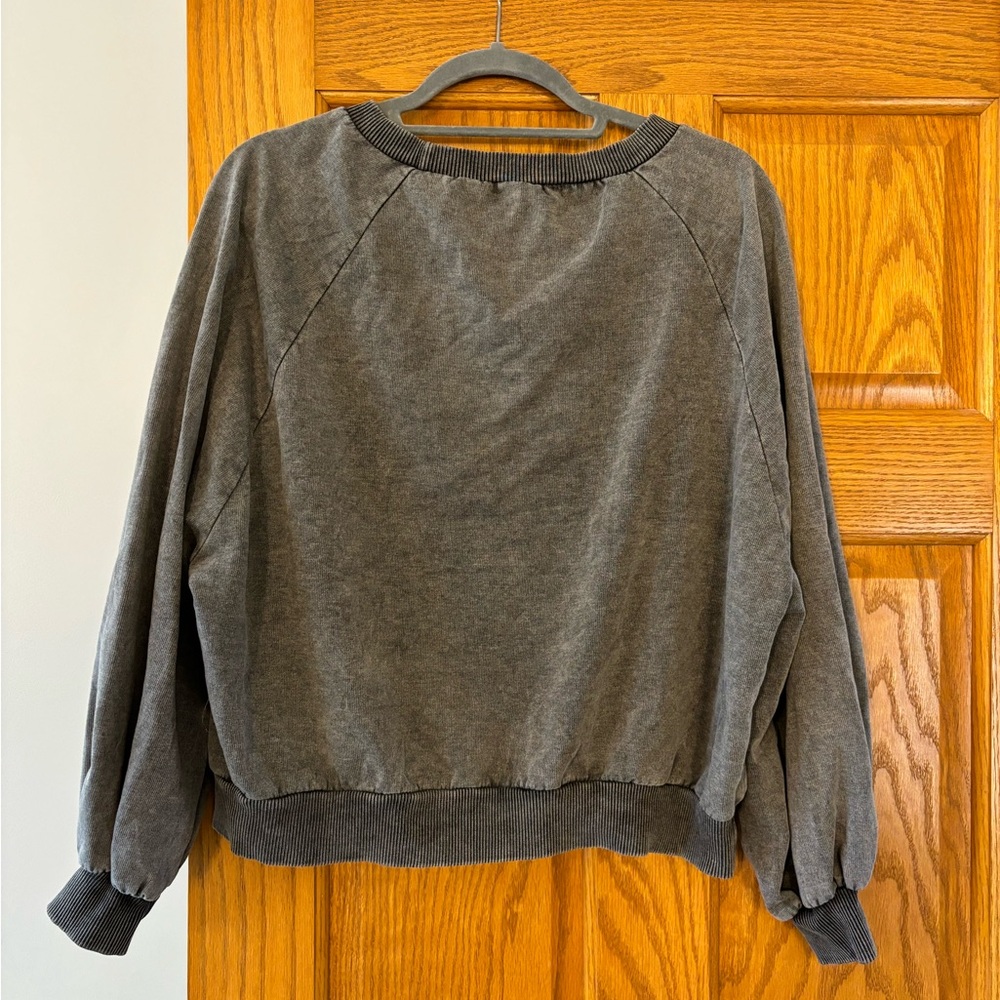 Ae Solid Sweatshirt - image 4